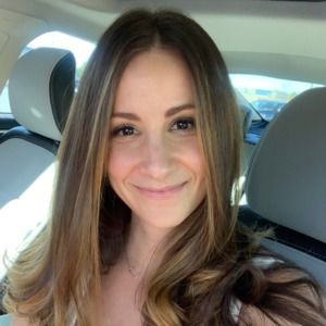 Meet your Posher, Cassandra